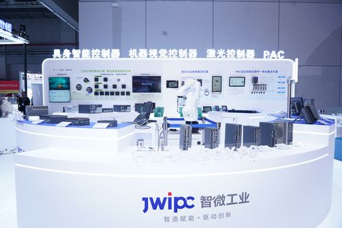 智微工业携新品亮相工博会，全景展示AI布局与技术服务体系
